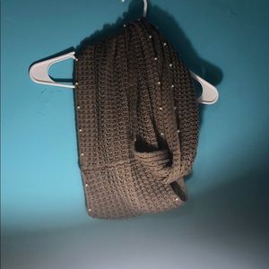 Infinity scarf